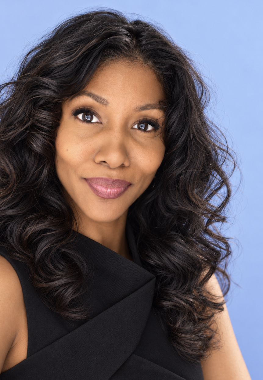 Professional portrait of Shirley Rafina